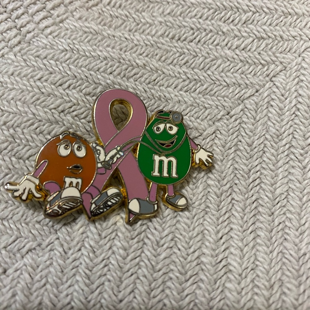 M&M Breast Cancer Pin